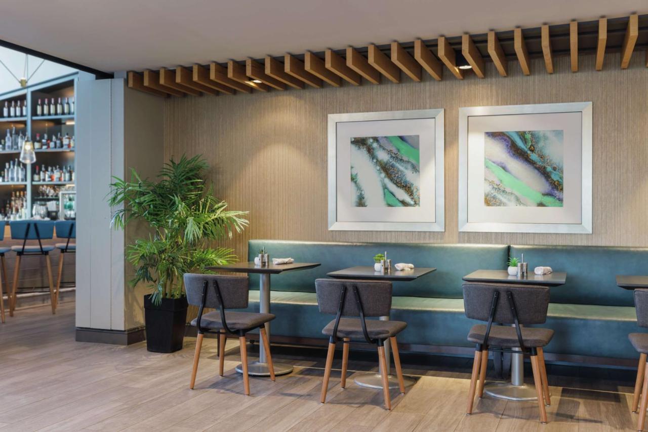 Hotel Trilogy Albany Airport, Tapestry Collection By Hilton Latham Esterno foto