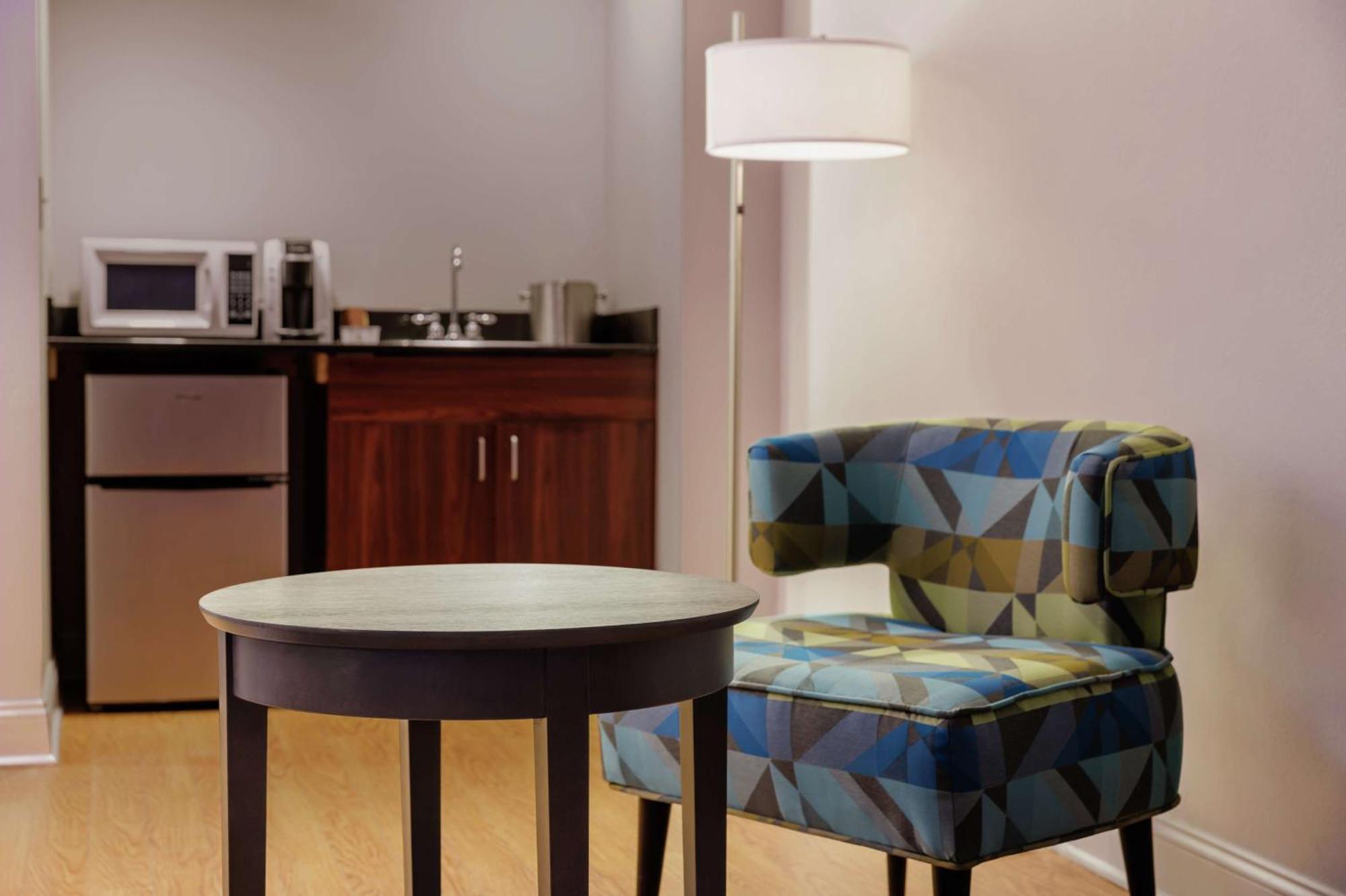 Hotel Trilogy Albany Airport, Tapestry Collection By Hilton Latham Esterno foto
