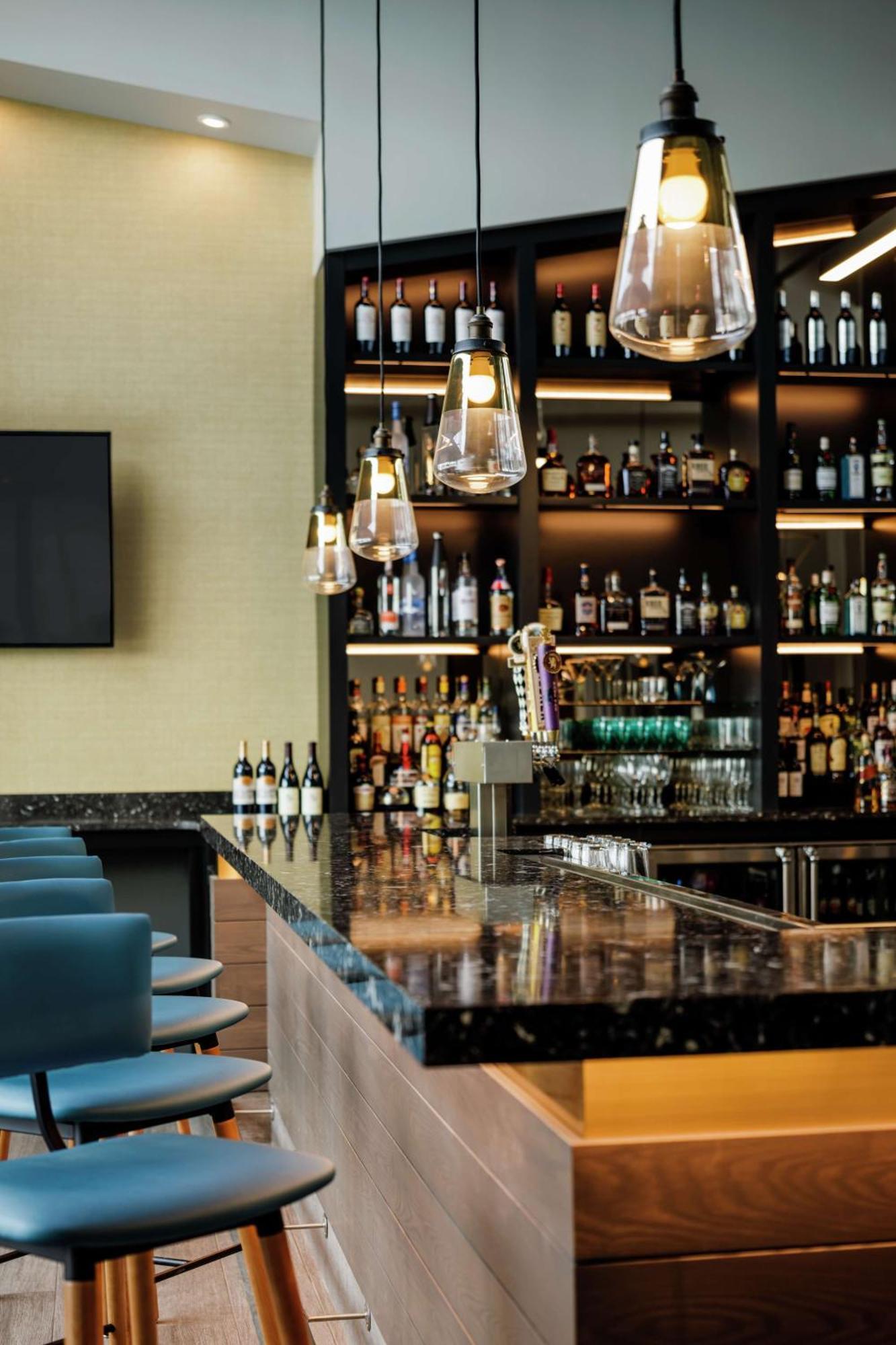 Hotel Trilogy Albany Airport, Tapestry Collection By Hilton Latham Esterno foto